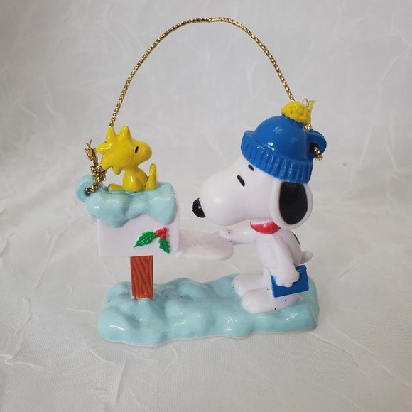 Lot of 2 Peanuts UFS Snoopy Woodstock Christmas Ornaments post box dog dish sled - Picture 7 of 12